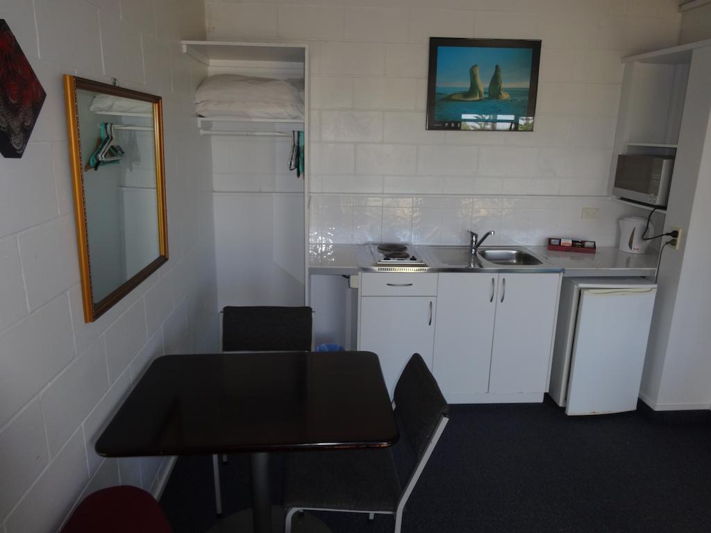 Ninety Mile Beach Holiday Park Waipapakauri Номер фото